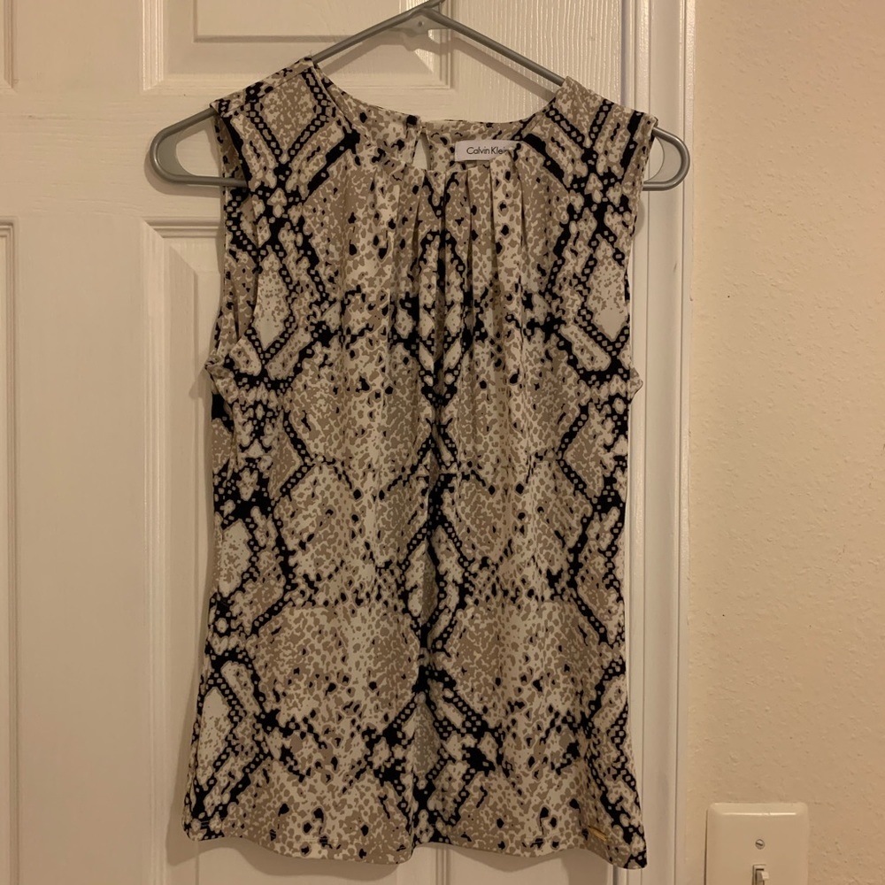 Calvin Klein snake pattern top size XS